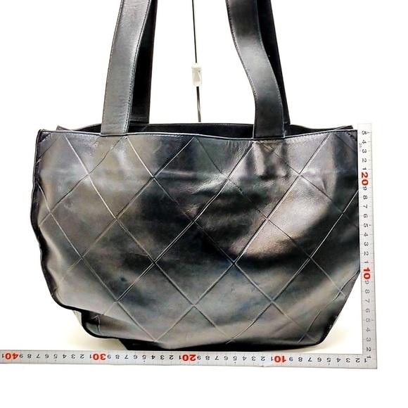 Chanel Black Lamb Skin Tote - Picture 2 of 9